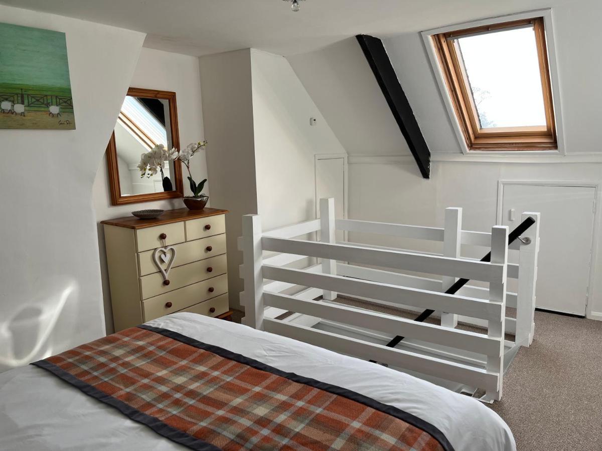 Explorers Cottage, Yorkshire Wolds Character Holiday home Market Weighton