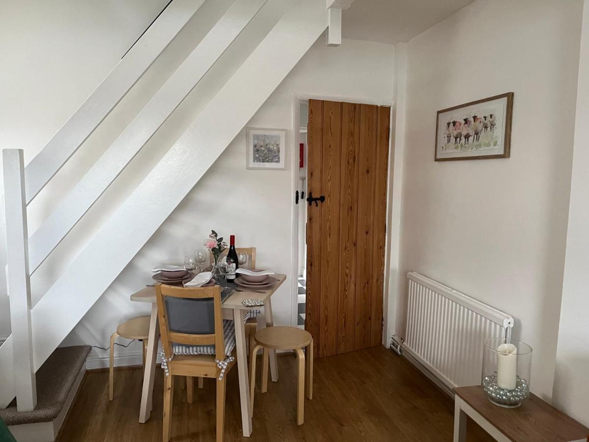 Holiday home Explorers Cottage, Yorkshire Wolds Character *